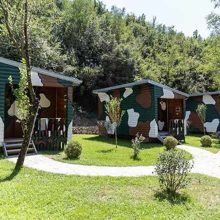 Kazerma E Cerenit Hotel Surrel Kültér fotó