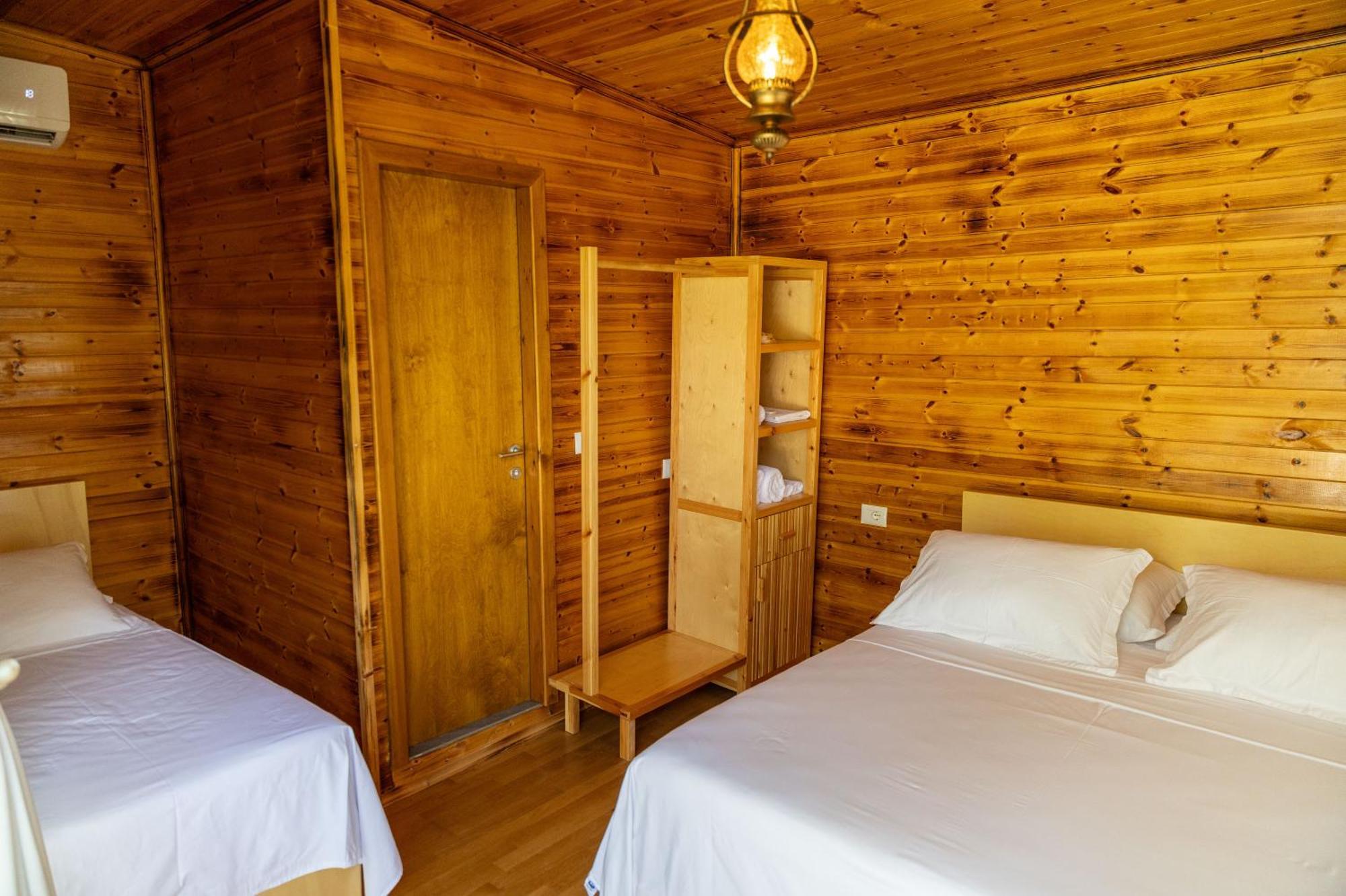 Kazerma E Cerenit Hotel Surrel Kültér fotó