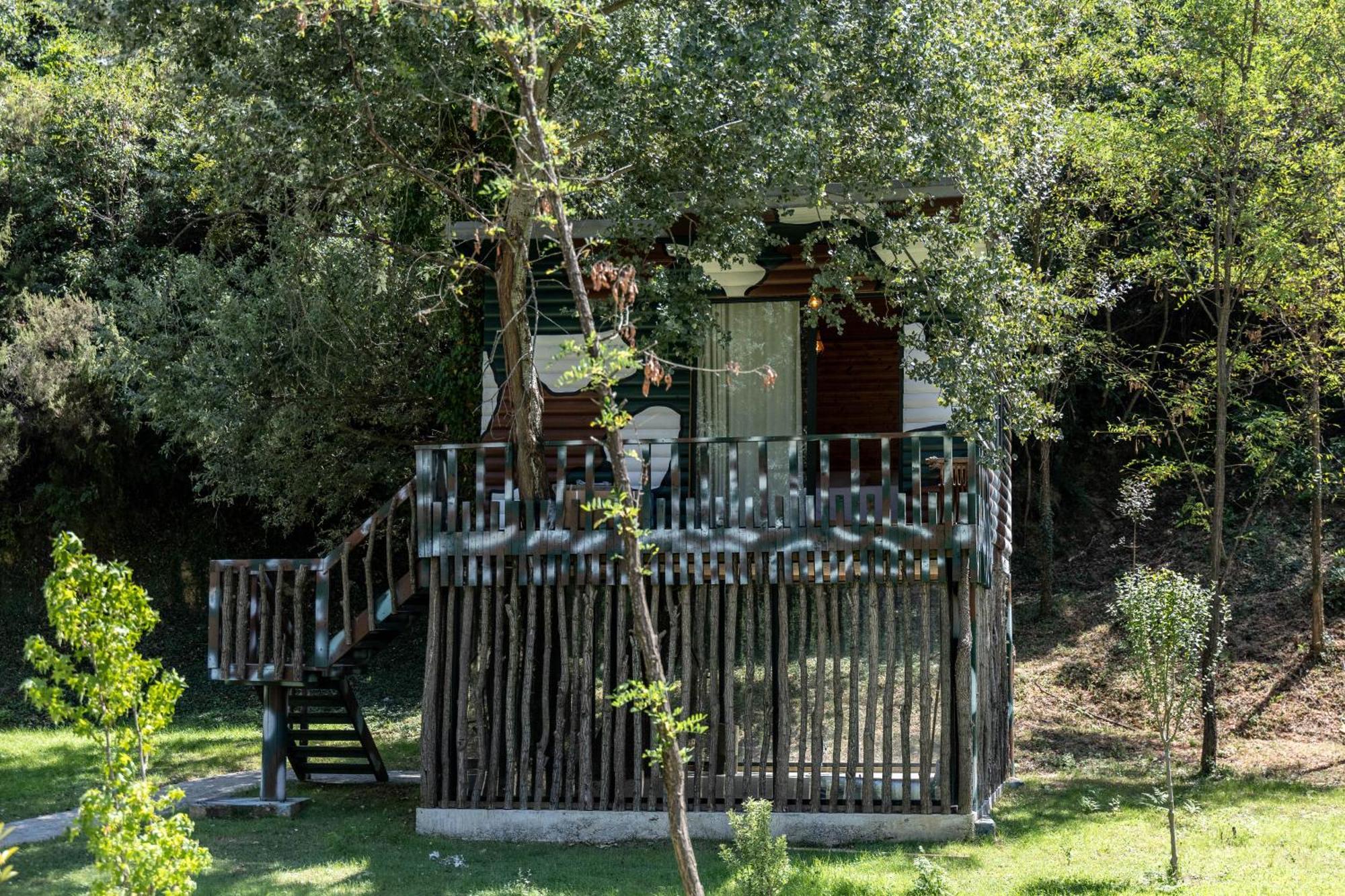 Kazerma E Cerenit Hotel Surrel Kültér fotó